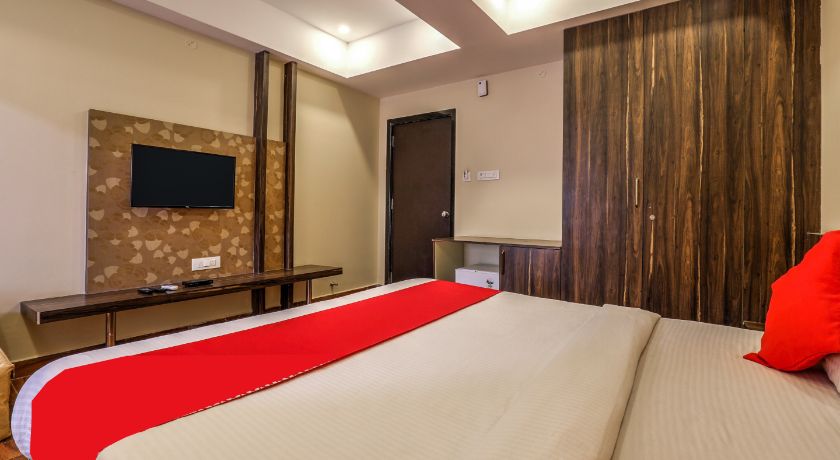 Hotel, Hotels, Best, Good, Economy, Star, Standard, Business, Boutique, Class, Deluxe, Tourist, Rating, Book, Booking, Bookings, Reservation, Reservations, Contact Number, Hyderabad, Nampally, Abidss, Assembly, khairatabad, Hussain Sagar, City Center, Osmania Medical College, Koti, Secretariat, Himayath nagar, Charminar